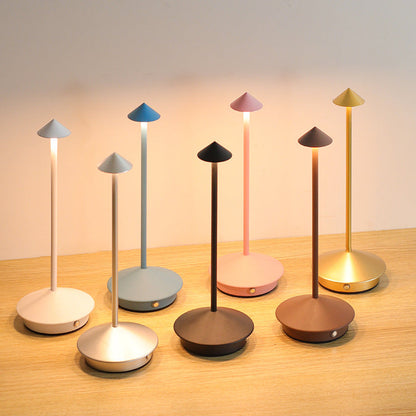 Wireless LED table lamp in an elegant design