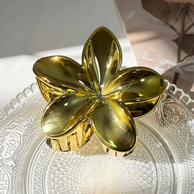 Large Boho Flower Hair Claw Clips for Women, Stylish Hairpins & Barrettes for Beach & Everyday Wear