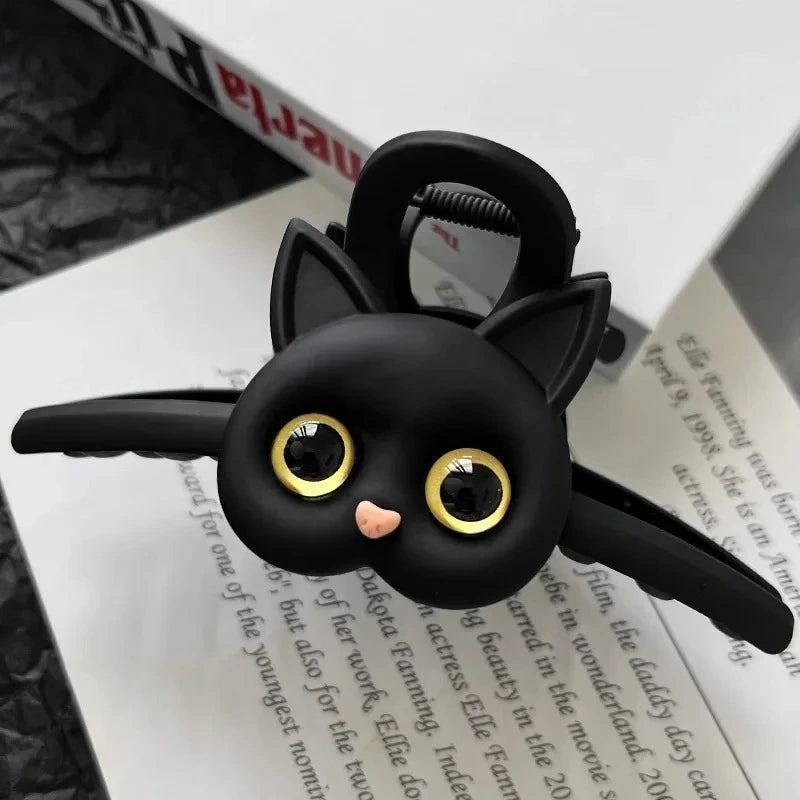 Cute Cartoon Cat Hairpins for Women – Black & White Fashion Claws Clips