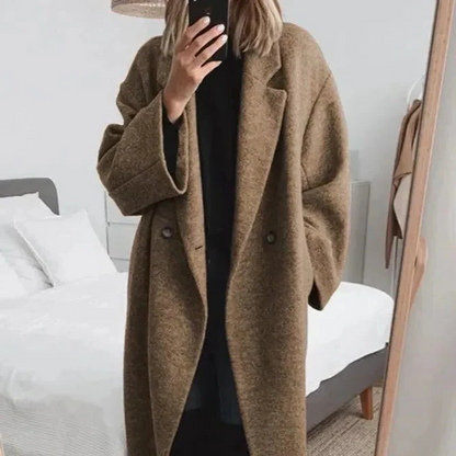 Oversized women's cashmere coat with lapel collar