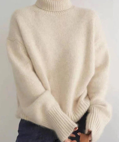 Classic Women’s Turtleneck Sweater in Warm Cashmere