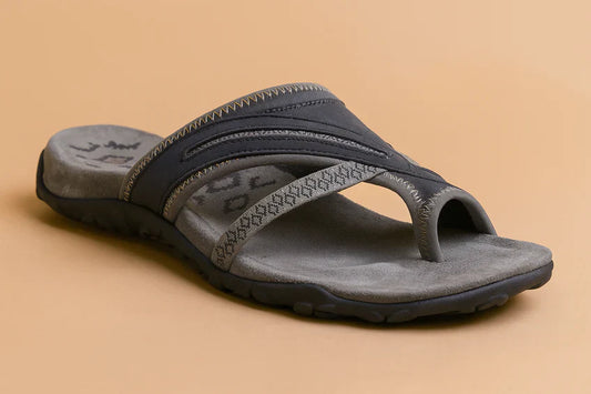 Women’s Casual Cross Strap Flip Flops for Comfortable Wear